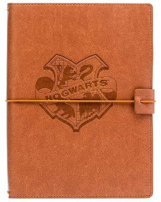 Harry Potter: Welcome To Hogwarts Traveler's Notebook Set -  Insight Editions