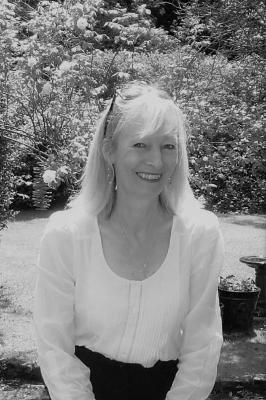 Wings Like Eagles - Caroline Willshire