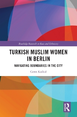 Turkish muslim women in Berlin