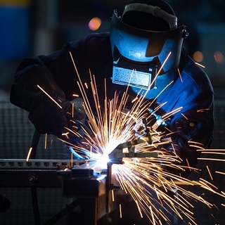 DIN-DVS-Normenportal Schweißen - Grundmodul + Modul Umwelt- und Arbeitsschutz