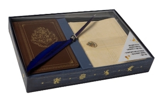 Harry Potter: Hogwarts' School of Witchcraft and Wizardry Desktop Stationery Set
