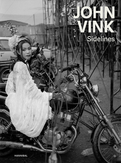 Sidelines - John Vink