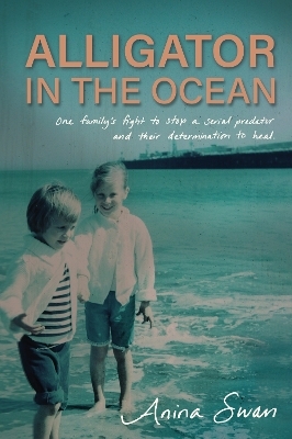 Alligator In The Ocean - Anina Swan