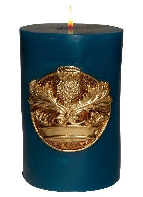 Outlander Sculpted Insignia Candle