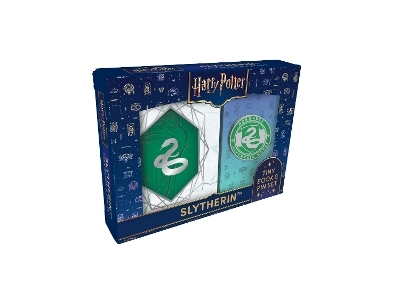 Harry Potter: Slytherin Tiny Book and Pin Set -  Insight Editions