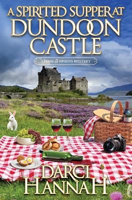 A Spirited Supper at Dundoon Castle - Darci Hannah