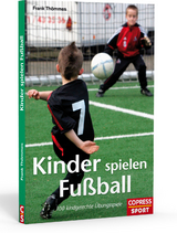 Kinder spielen Fu&szlig;ball - Frank Th&ouml;mmes