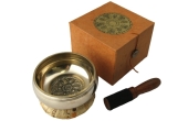 Dhyani-Klangschale (310 g) mit bedruckter Geschenkbox, Ring, Holz/Lederkl&ouml;ppel