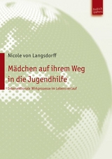 M&auml;dchen auf ihrem Weg in die Jugendhilfe - 