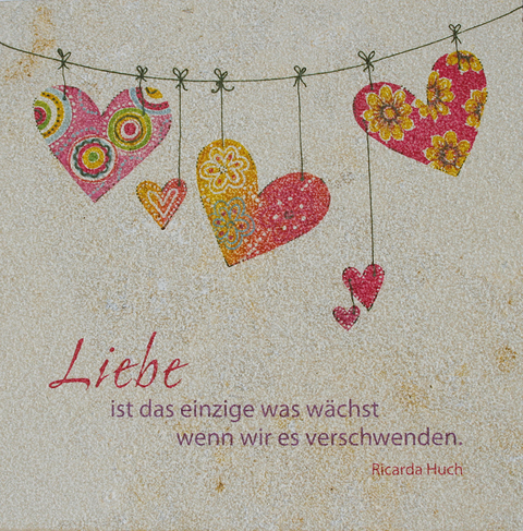 Natursteinrelief "Liebe w&auml;chst"