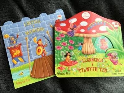 Pecyn Tylwyth Teg a Castell -  Bloomsbury