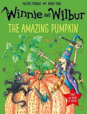Winnie and Wilbur: The Amazing Pumpkin with audio CD