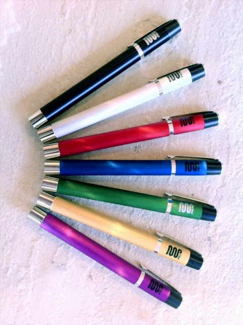 Peil Diagnostikleuchte Alucliptrix incl. Batterien gr&uuml;n