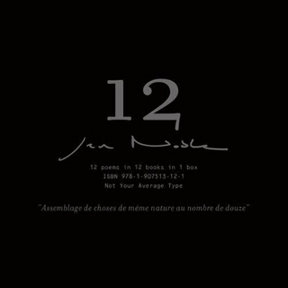 Assemblage De Choses De Meme Nature Au Nombre De Douze