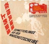 Schmetterlinge auf der Windschutzscheibe