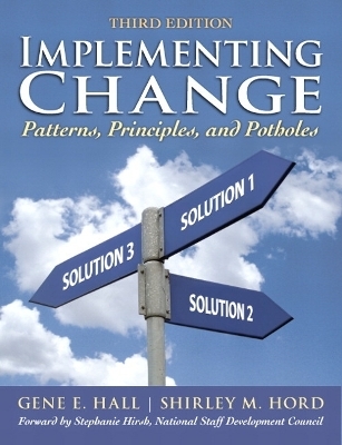 Implementing Change - Gene E. Hall, Shirley M. Hord