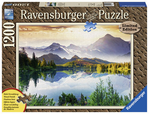 Sonnige Berglandschaft