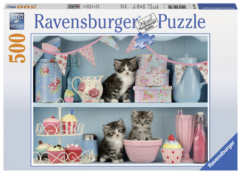 Katzen im Cupcakeregal