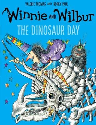 Winnie and Wilbur The Dinosaur Day -  Valerie Thomas