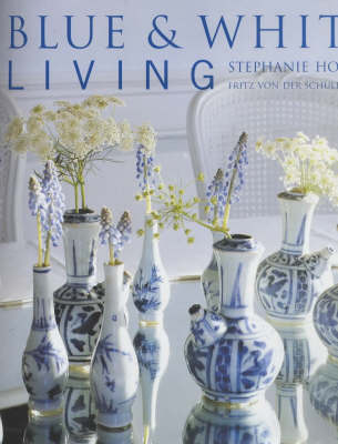 BLUE & WHITE LIVING