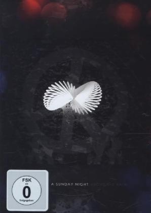 A Sunday Night Above The Rain, Live 2013, 2 DVDs