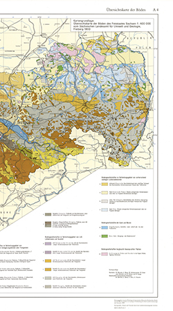 Übersichtskarte der Böden 1:400 000 mit Beiheft (A 4)