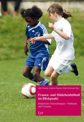 Frauen- und Mädchenfußball im Blickpunkt