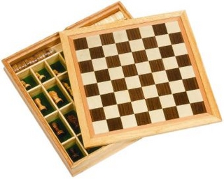 Spiele-Set Schach, Dame und M&uuml;hle
