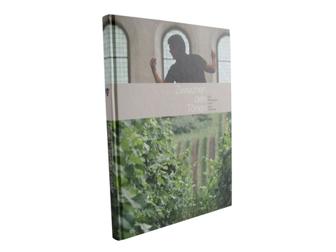 Zwischen den T&ouml;nen - 