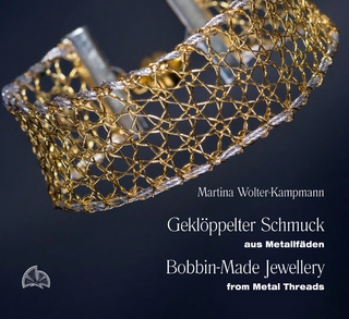 Geklöppelter Schmuck /Bobbin-Made Jewellery