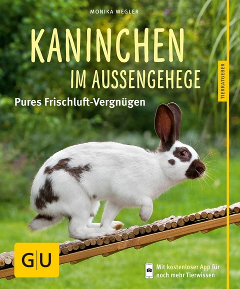 Kaninchen im Außengehege - Monika Wegler
