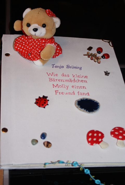 Wie das kleine B&auml;renm&auml;dchen Molly einen Freund fand - Tanja Br&uuml;ning