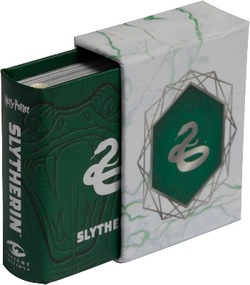Harry Potter: Slytherin -  Insight Editions