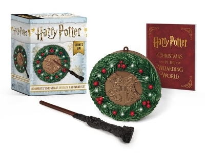 Harry Potter: Hogwarts Christmas Wreath and Wand Set - Donald Lemke