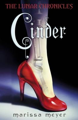 Cinder (The Lunar Chronicles Book 1) -  Marissa Meyer